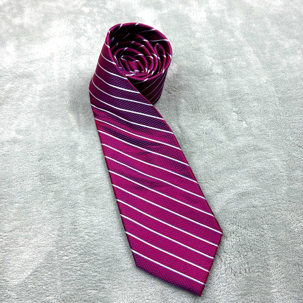 CM Gold Series Striped Tie Extra Long